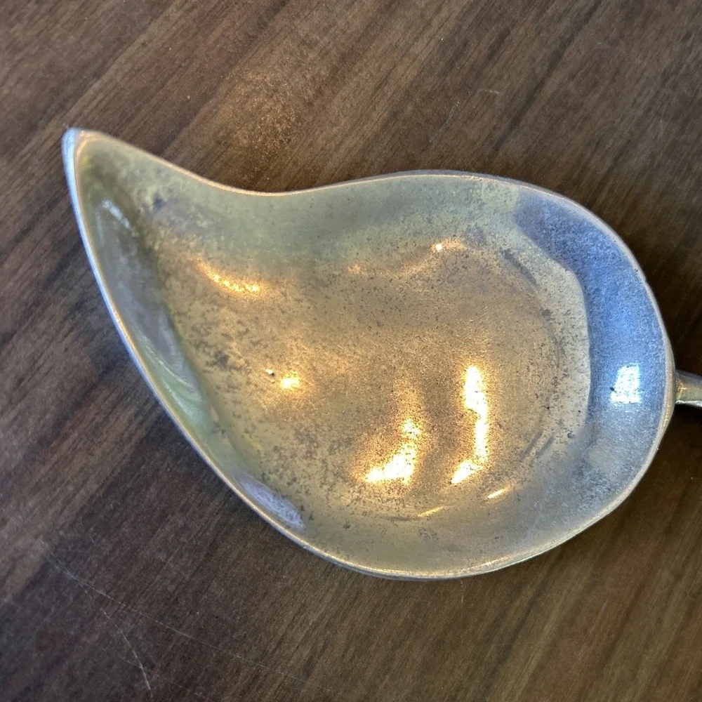 Leaf shaped Organic Spoon curved handle‎ serving utensil Silver tone
